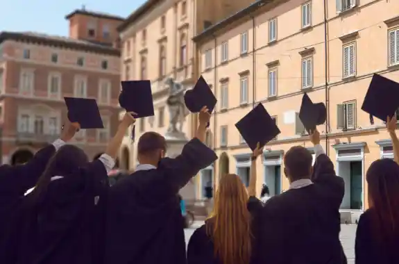 Piazza Galvani Bologna Universitari